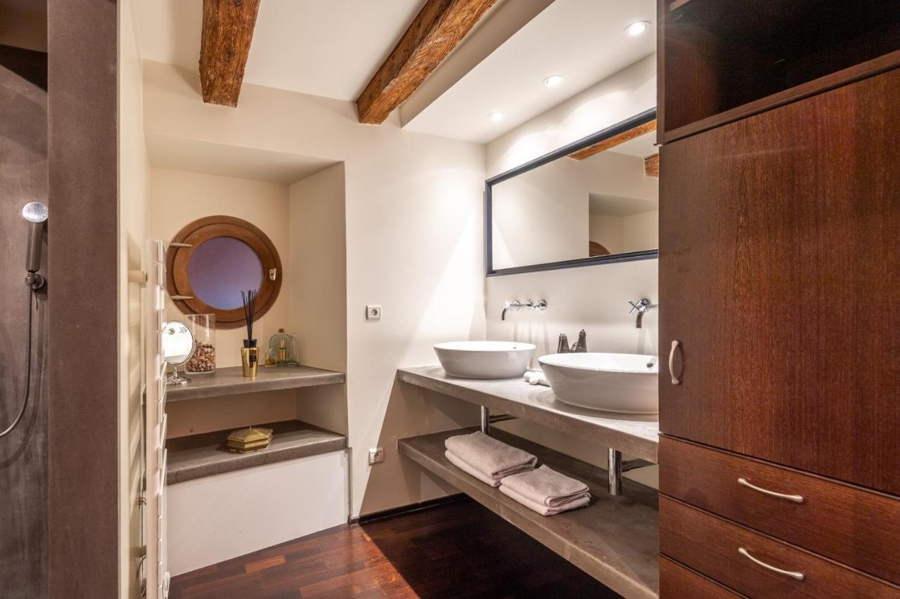 Les Suites D'Anniciaca - Hyper Centre Avec Vue Sur Le Chateau Annecy Exterior foto
