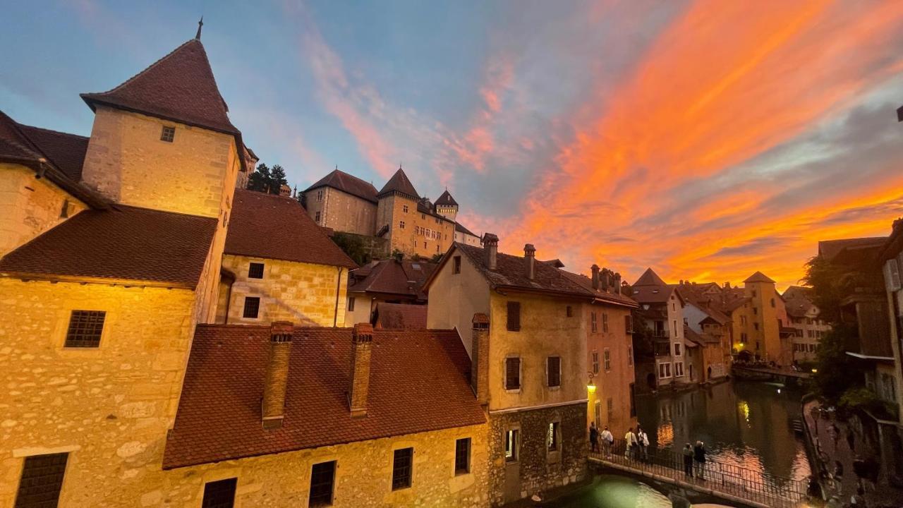 Les Suites D'Anniciaca - Hyper Centre Avec Vue Sur Le Chateau Annecy Exterior foto