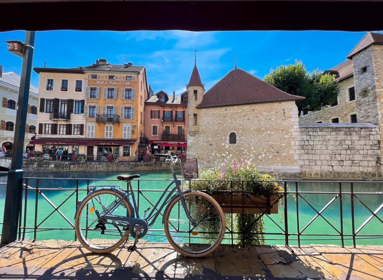 Les Suites D'Anniciaca - Hyper Centre Avec Vue Sur Le Chateau Annecy Exterior foto